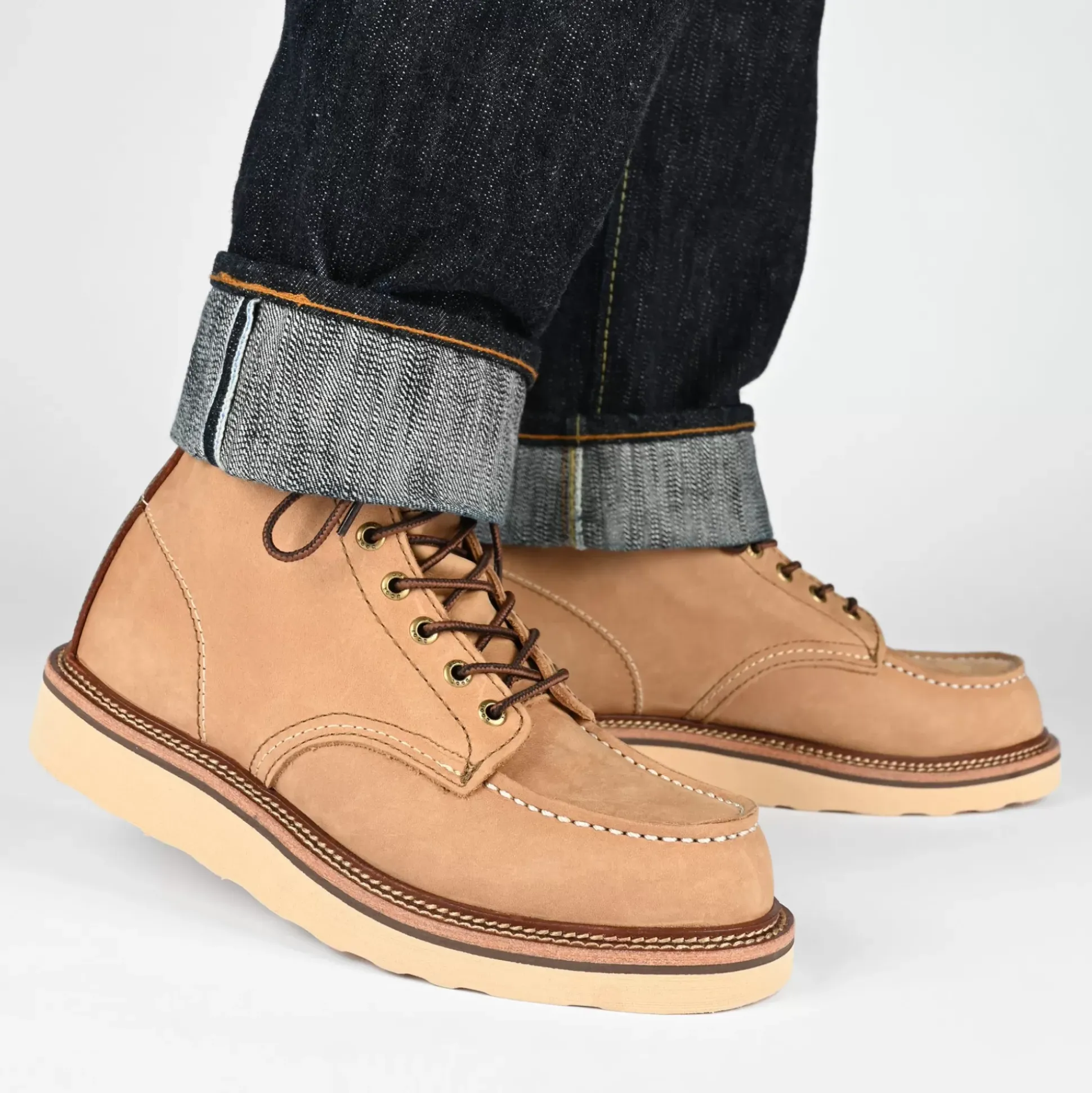 Model 002 Boot In Beige