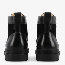 Model 008 Boot In Black