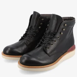Model 004 Boot In Black