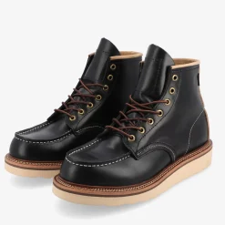Model 002 Boot In Black