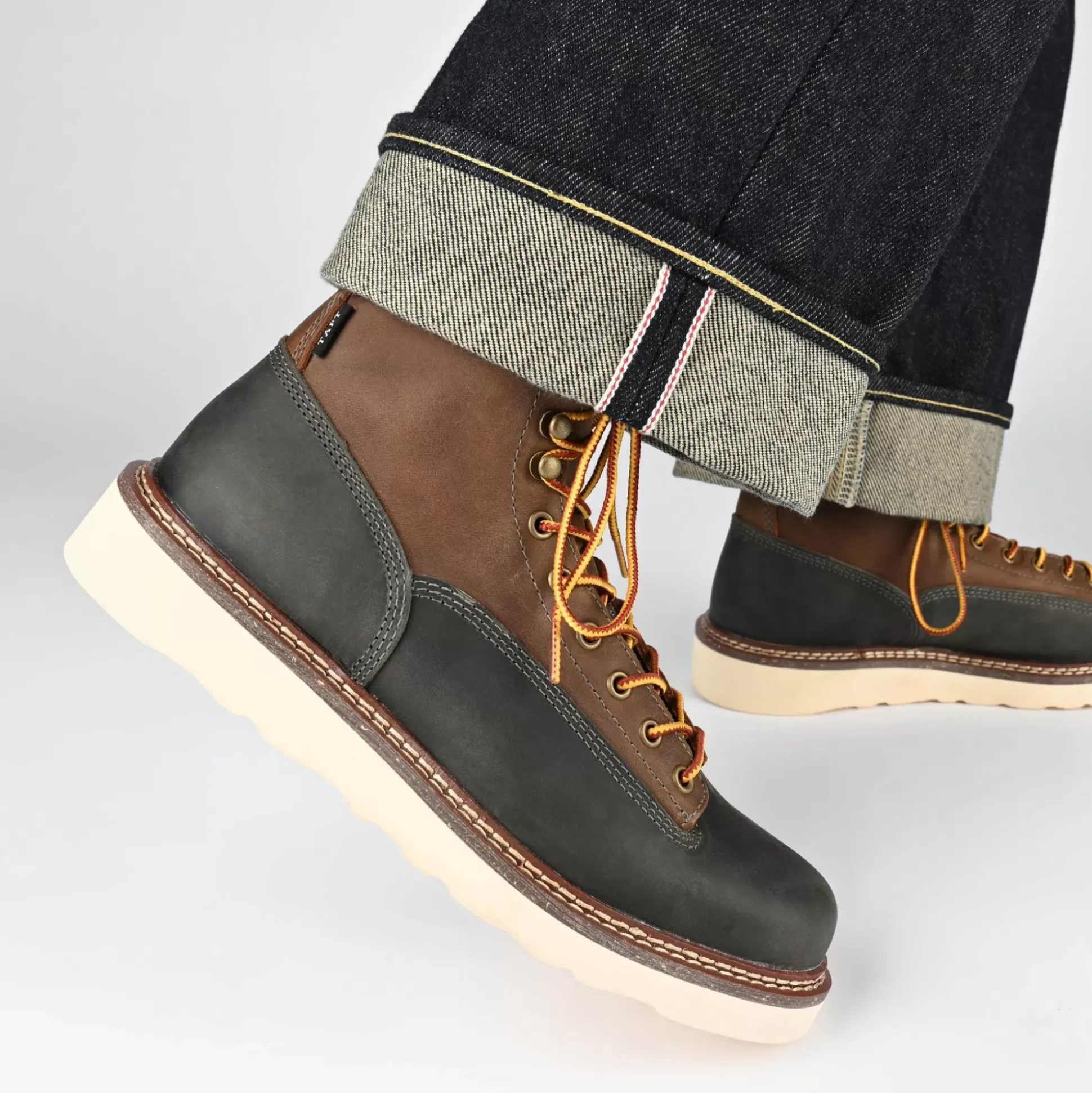 Model 001 Boot In Blue/Brown