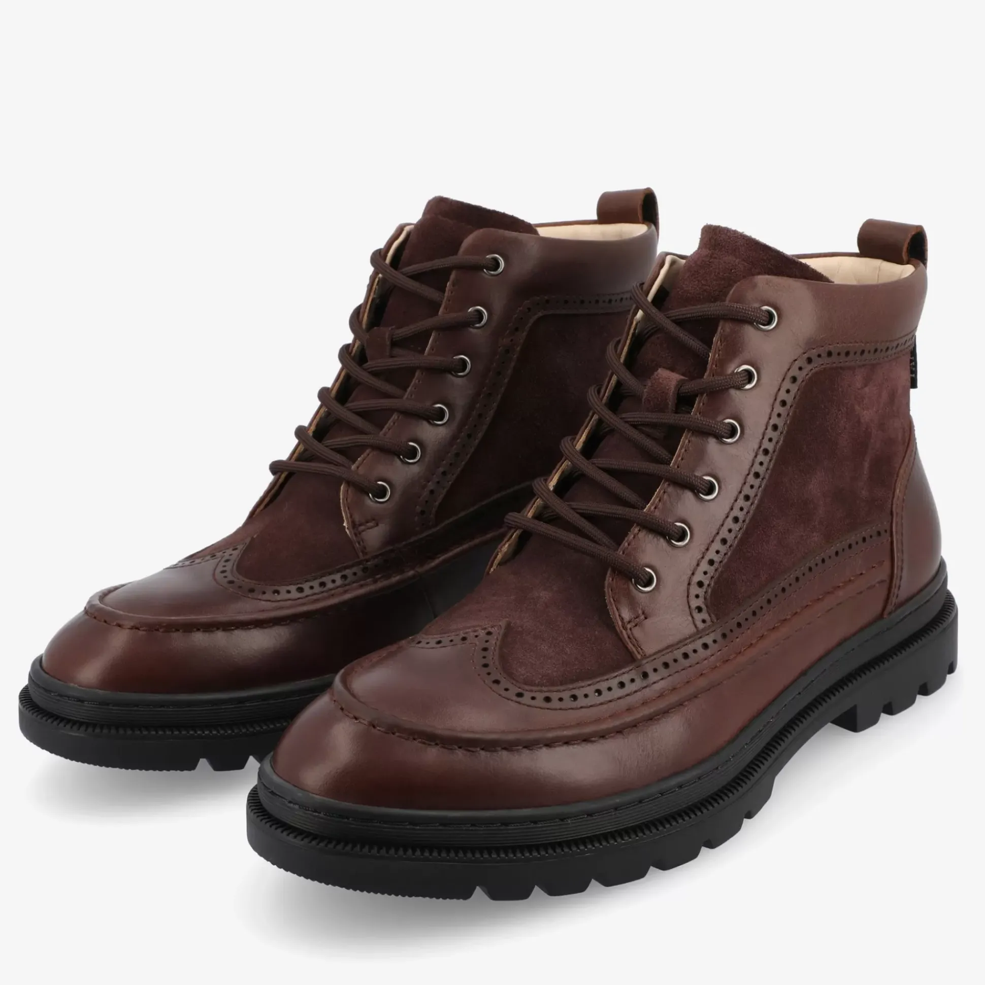 Model 008 Boot In Chocolate