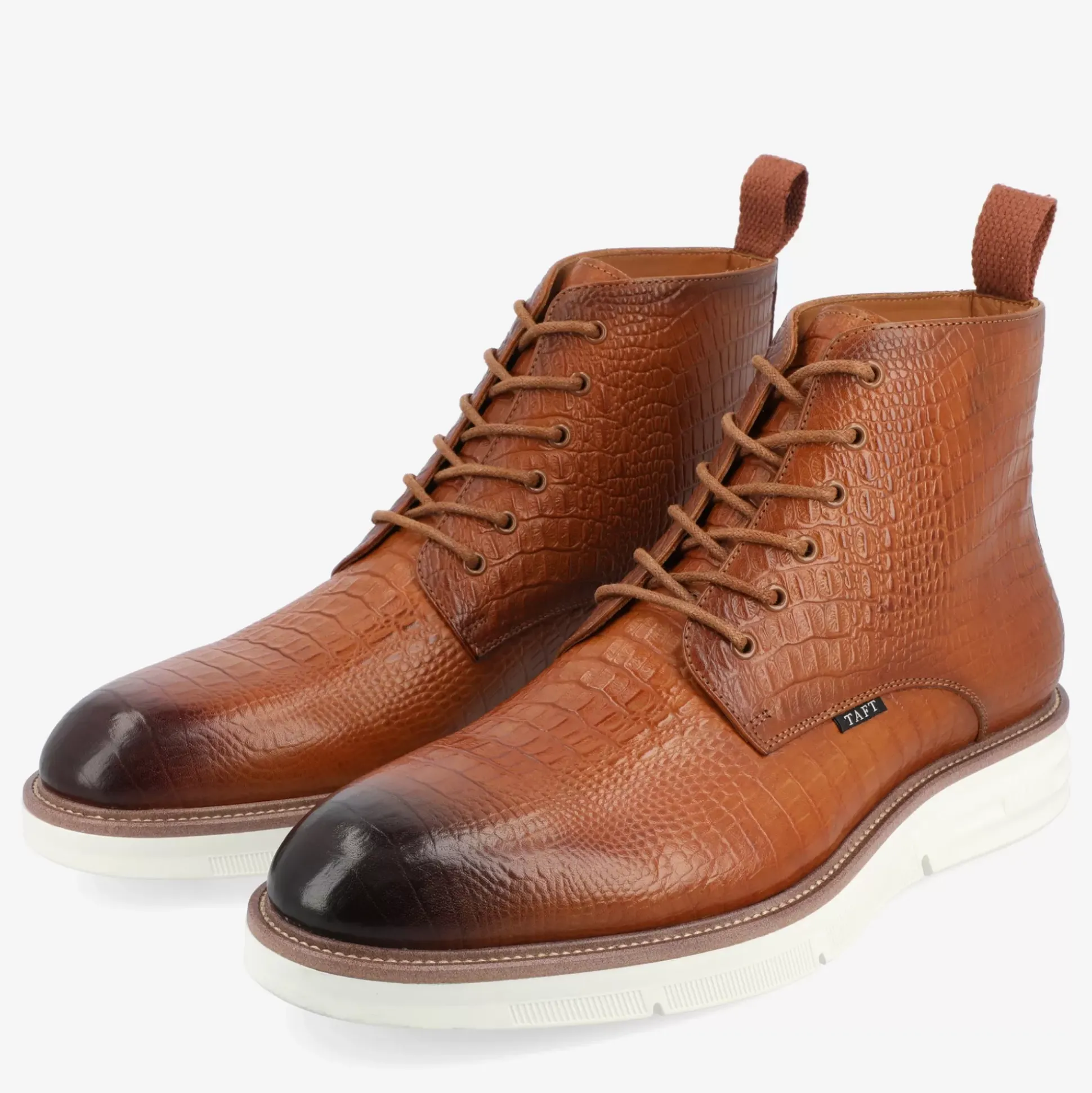 Model 009 Boot In Honey