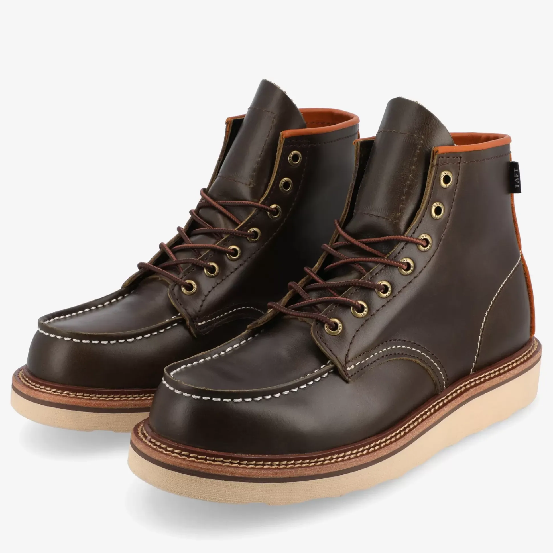 Model 002 Boot In Olive