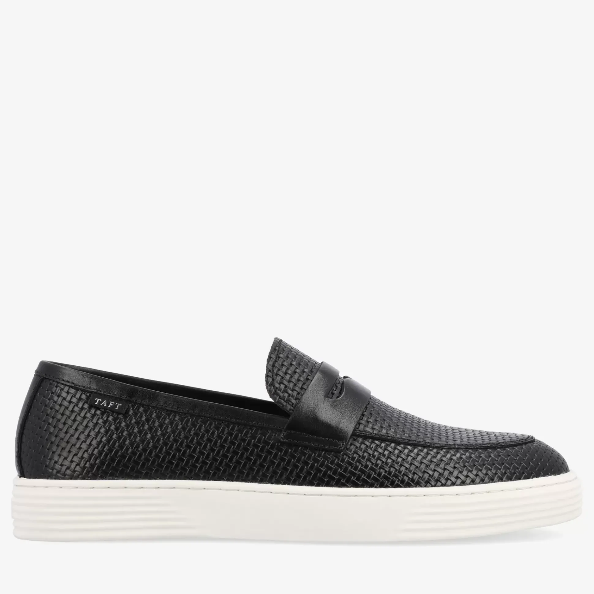 Model 106 Loafer In Black