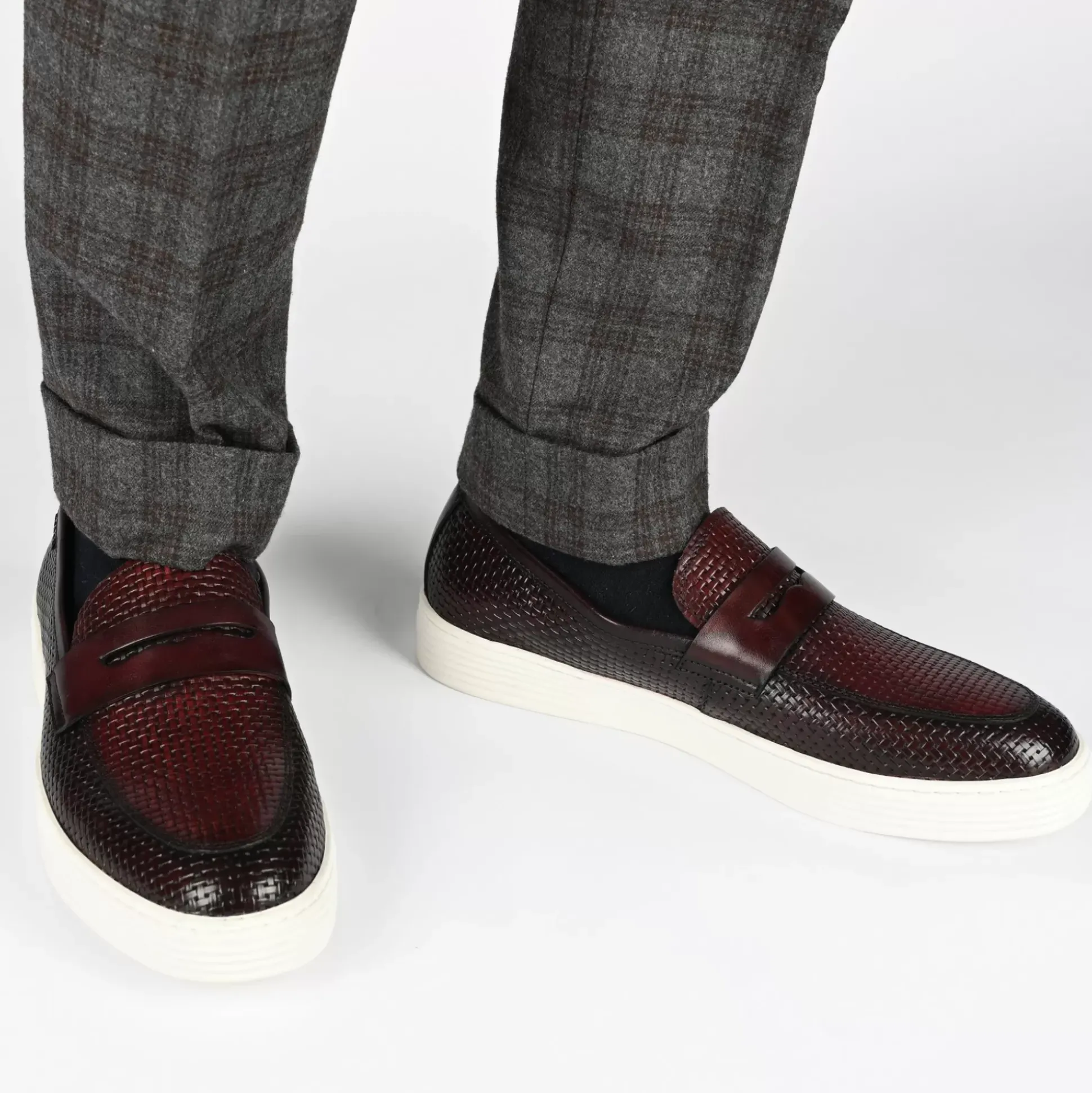 Model 106 Loafer In Cherry