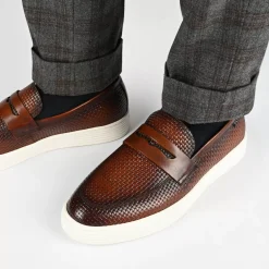 Model 106 Loafer In Chili