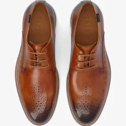 Model 104 Shoe In Honey