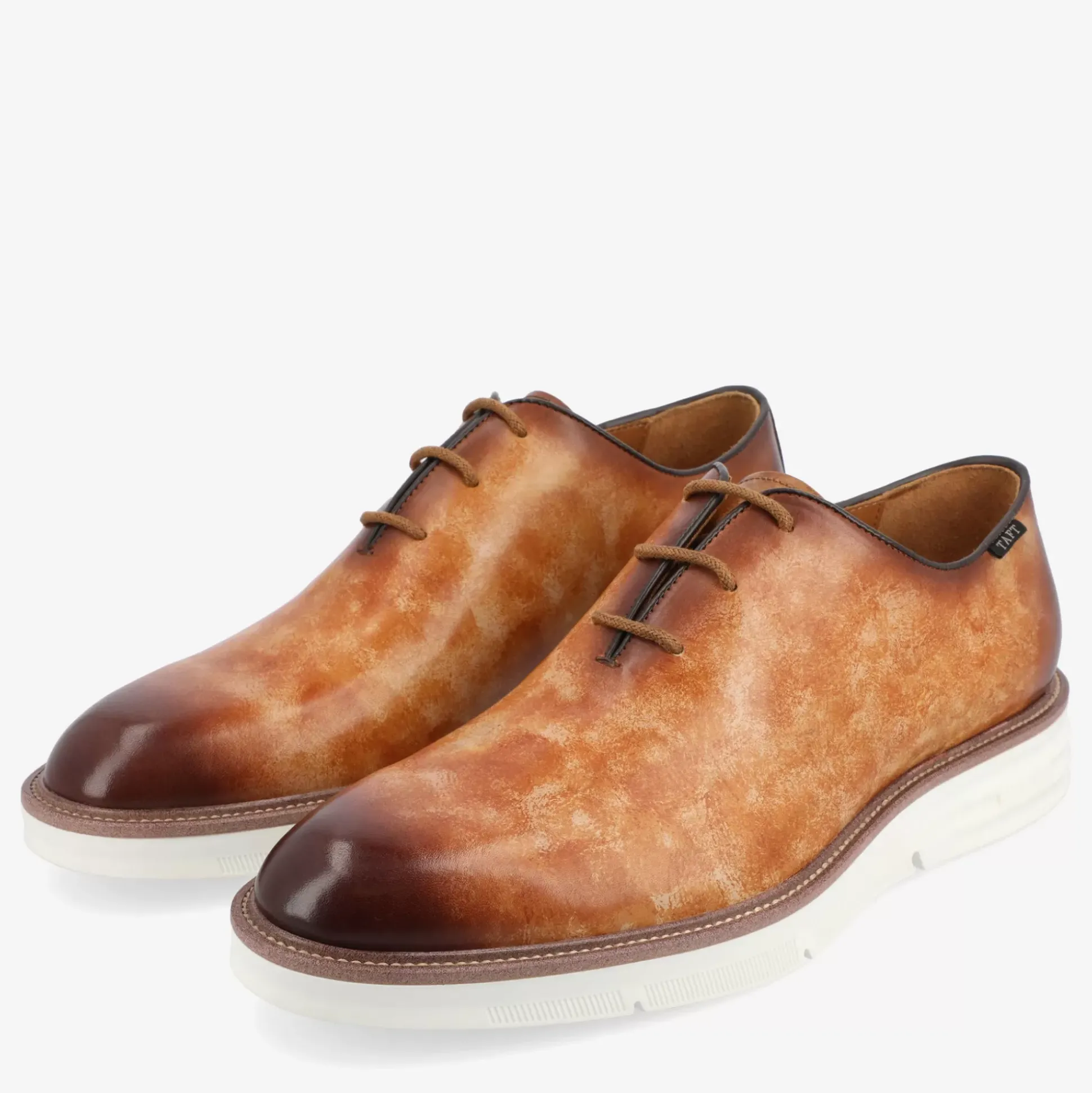 Model 101 Shoe In Walnut